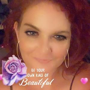 Meet your Posher, Dina